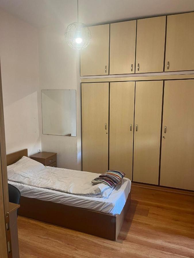 Apartment Two Bedroom In Historical Area *