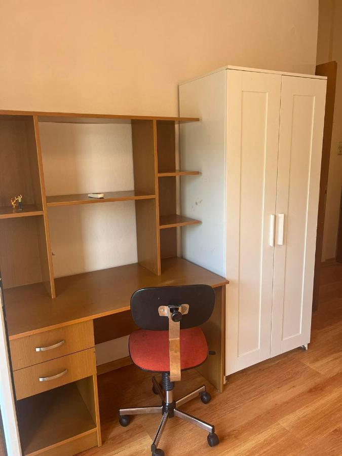 Apartment Two Bedroom In Historical Area *